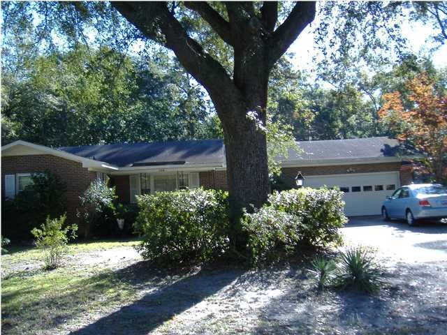 108 Partridge Cir, Summerville, SC 29485