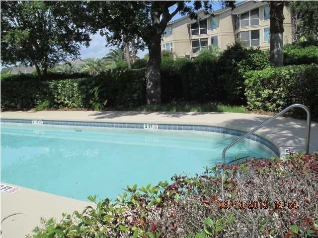304 Yacht Harbor Villa #304C, Isle Of Palms, SC 29451