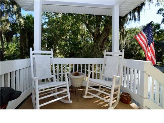 204 Jungle Shores Dr, Edisto Beach, SC 29438