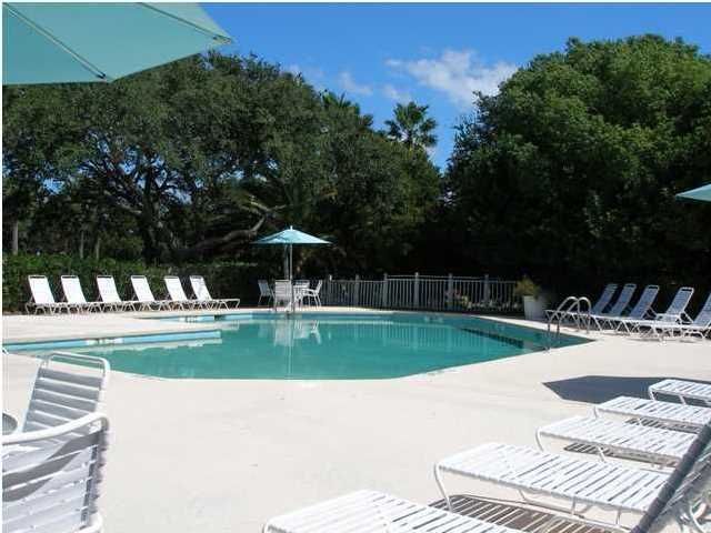 64 Pelican Bay Dr, Isle Of Palms, SC 29451