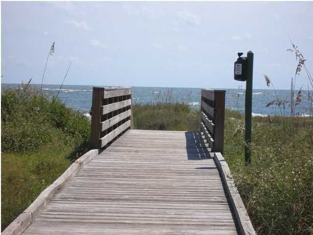 64 Pelican Bay Dr, Isle Of Palms, SC 29451