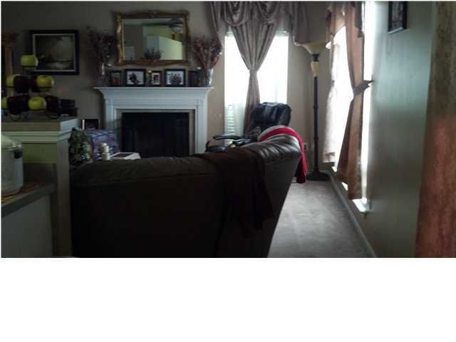 8517 Rosser Dr, North Charleston, SC 29420