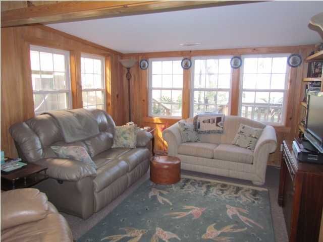 8545 Oyster Factory Rd, Edisto Island, SC 29438