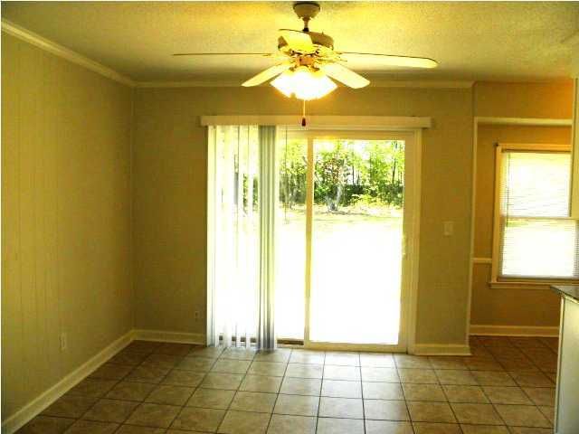 422 Beauregard Rd, Summerville, SC 29483
