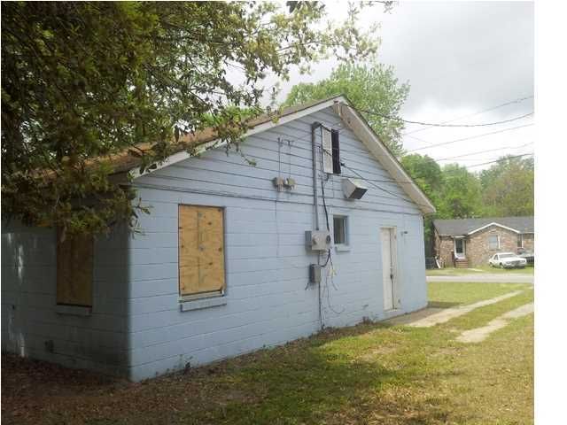 2175 Flora St #A & B, North Charleston, SC 29406