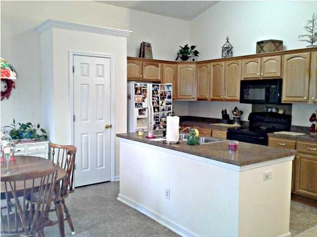 4083 Laurelwood Dr, Charleston, SC 29414