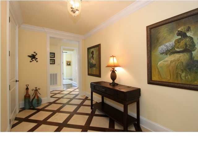 175 Concord St #201, Charleston, SC 29401