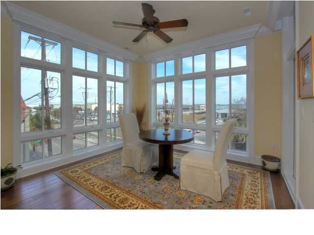 175 Concord St #201, Charleston, SC 29401