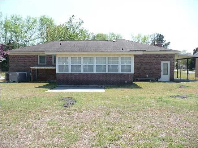 124 Camelot Dr, Goose Creek, SC 29445