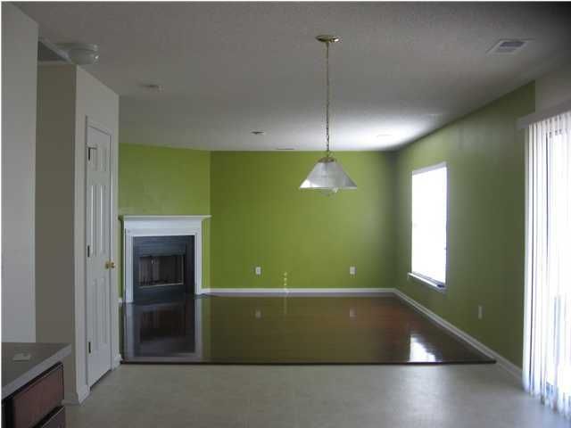 103 Walton Pl, Summerville, SC 29483