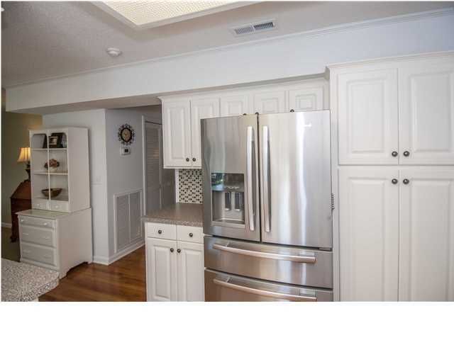 20 Fitzroy Dr, Charleston, SC 29414