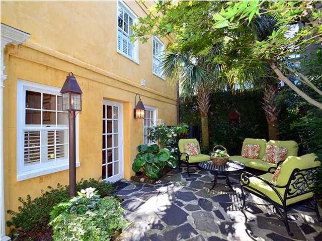 61 Tradd St #1/2, Charleston, SC 29401