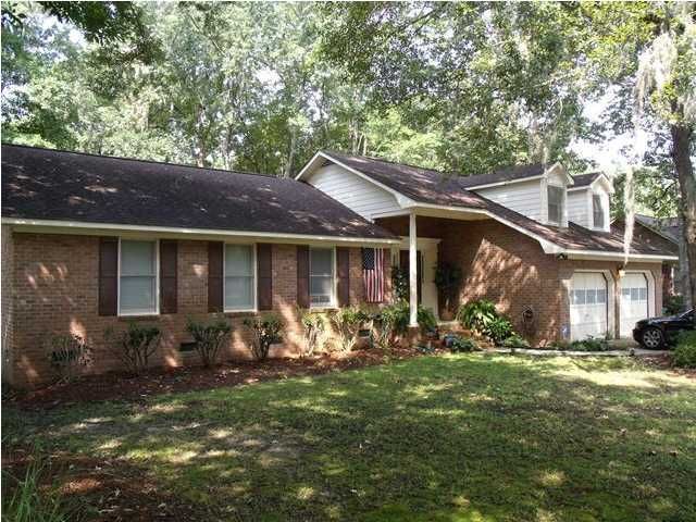 521 King Charles Cir, Summerville, SC 29485