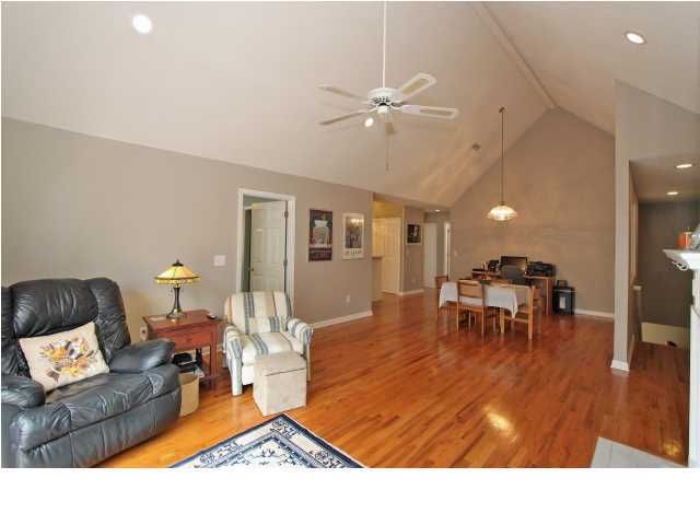 790 Lake Frances Dr #5, Charleston, SC 29412