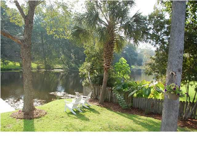 816 Detyens Rd, Mount Pleasant, SC 29464