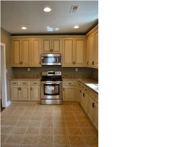 199 W Poplar St, Charleston, SC 29403