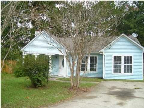 8107 Bankshire Trl, North Charleston, SC 29420