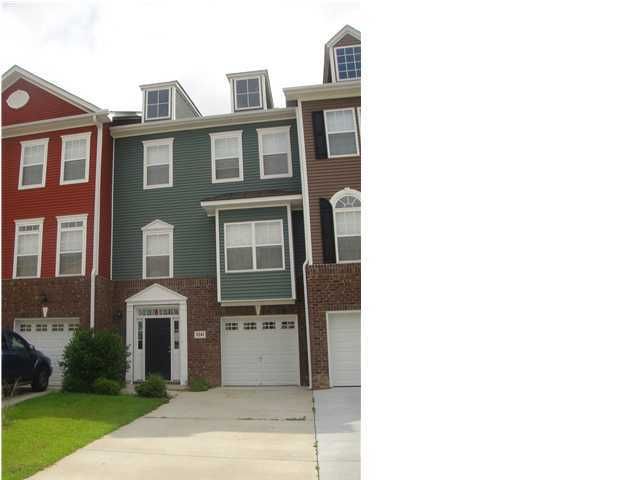 9241 Southern Oak Ln, Ladson, SC 29456