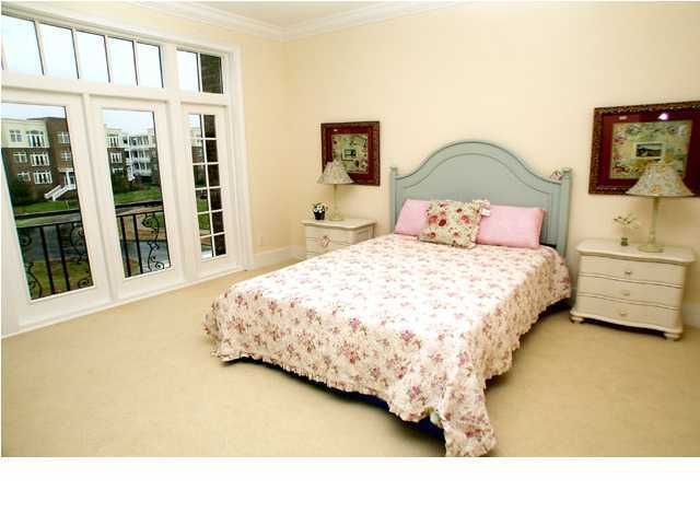 144 Fairbanks Oak #6 3B, Charleston, SC 29492