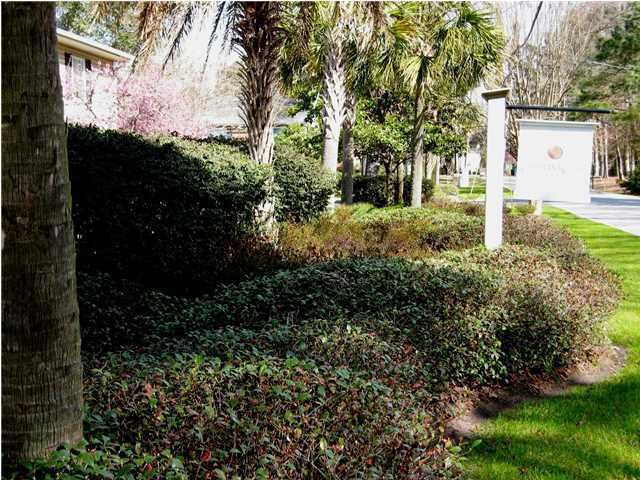 415 Parkdale Dr #8D, Charleston, SC 29414