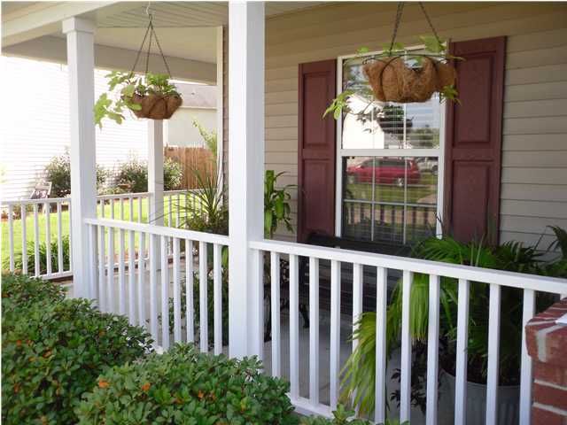 107 Lakewood Dr, Summerville, SC 29485