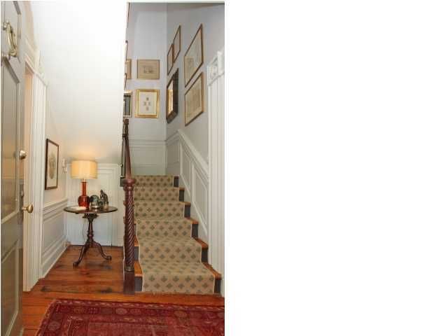 1 Greenhill St, Charleston, SC 29401