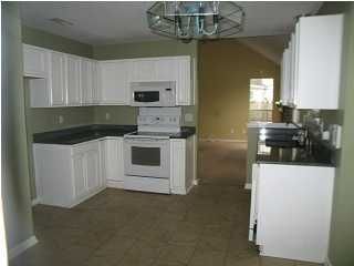118 Turnbury Rd, Goose Creek, SC 29445