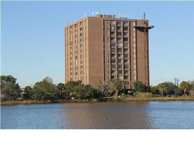 14 Lockwood Dr #7AB, Charleston, SC 29401
