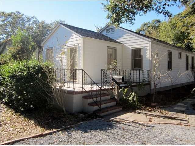 4711 Churchill Rd, Charleston, SC 29405