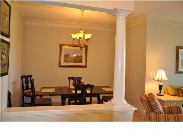200 River Landing Dr #F208, Charleston, SC 29492