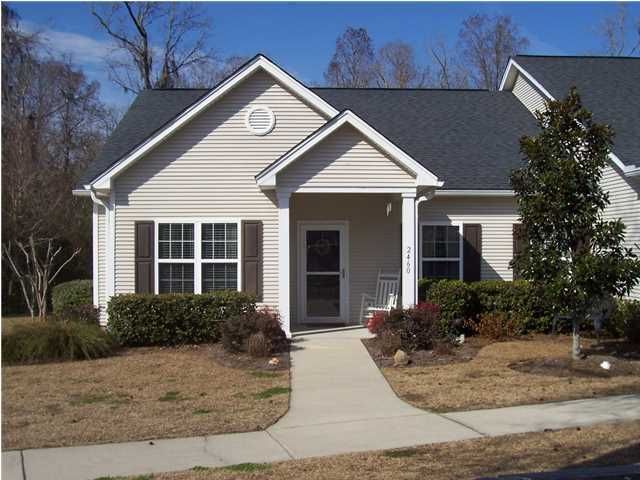 2460 Deer Ridge Ln, North Charleston, SC 29406