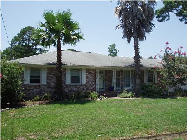 39 Farmfield Ave, Charleston, SC 29407