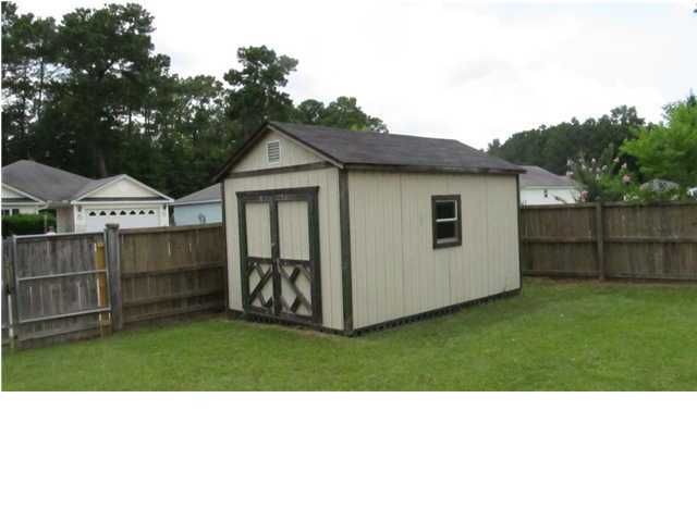 1700 Misty Ct, Hanahan, SC 29410