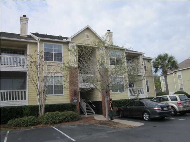 1600 Long Grove Dr #325, Mount Pleasant, SC 29464