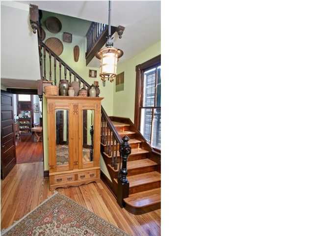 56 Vanderhorst St, Charleston, SC 29403