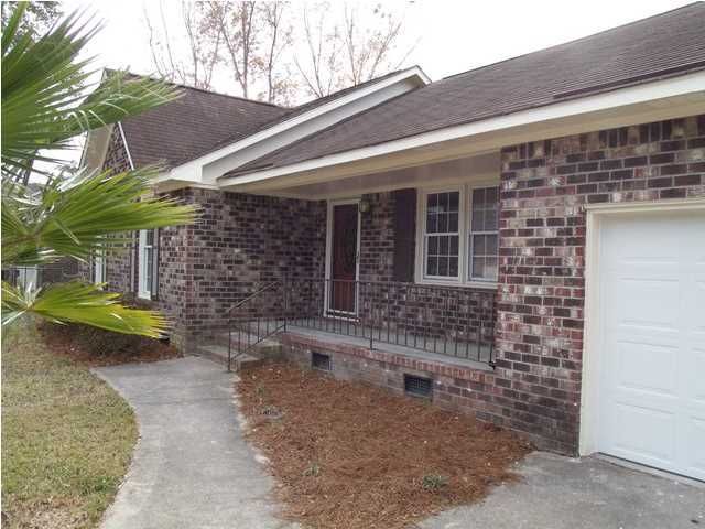 211 Glenda View Dr, Ladson, SC 29456