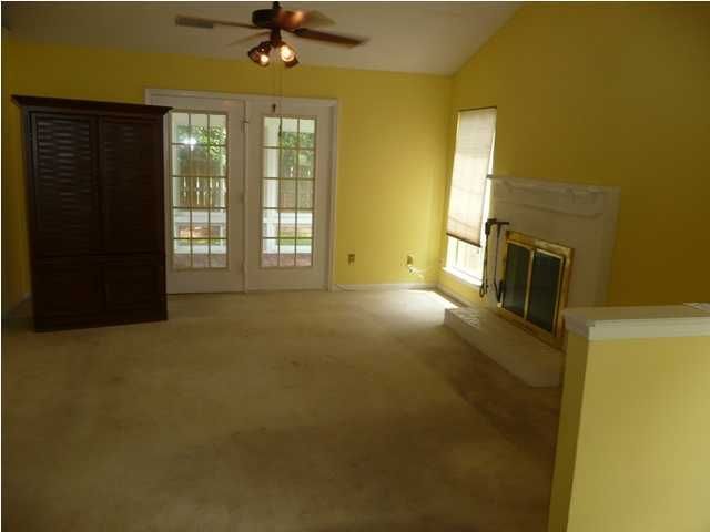 1954 Oak Tree Ln, Mount Pleasant, SC 29464