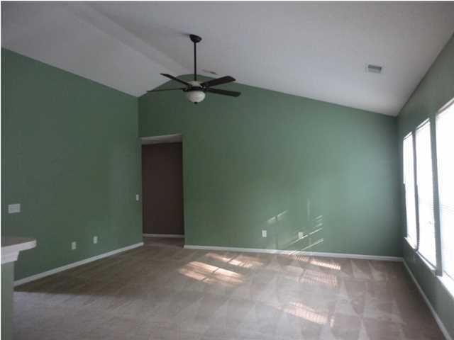 1414 Pinethicket Dr, Summerville, SC 29483