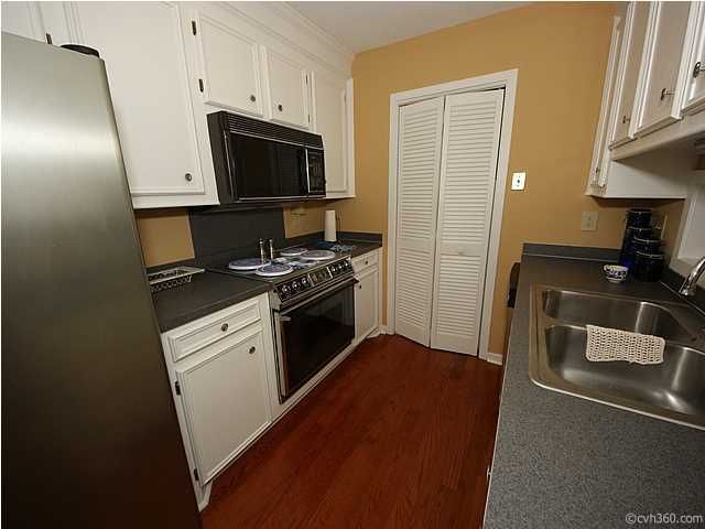 2919 Cathedral Ln, Charleston, SC 29414