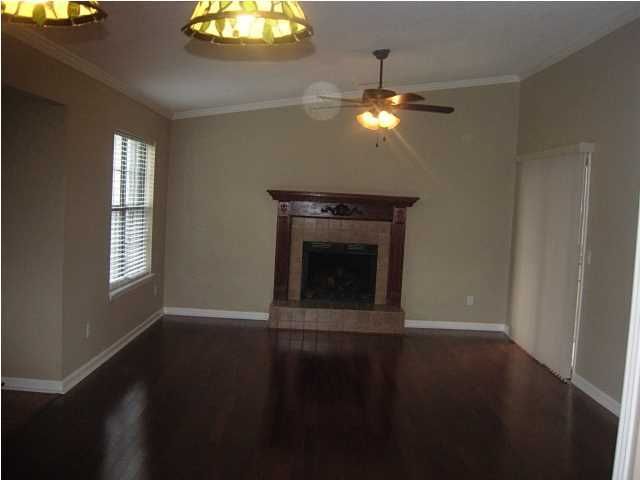 827 Winthrop St, Ladson, SC 29456