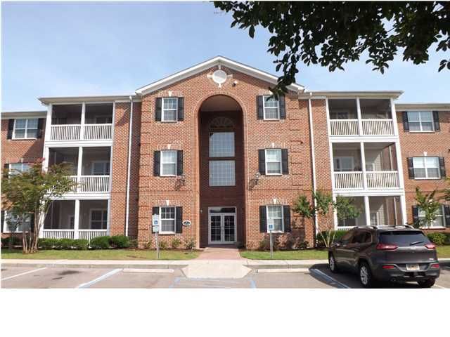 1459 Cambridge Lakes Dr, Mount Pleasant, SC 29464