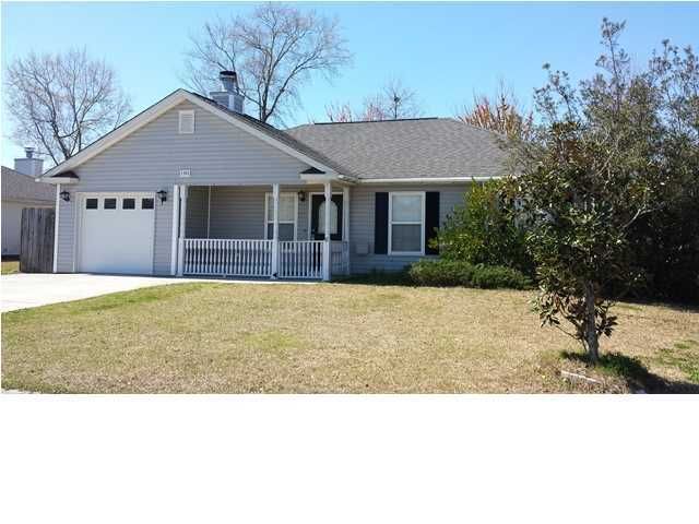 1301 Belle Grove Cir, Hanahan, SC 29410
