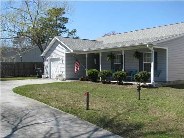 107 Fern Ct, Summerville, SC 29483