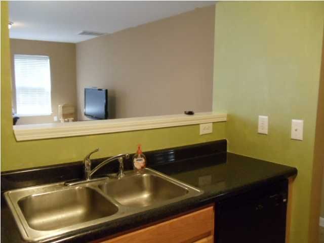 1409 Saratoga Ct, North Charleston, SC 29420