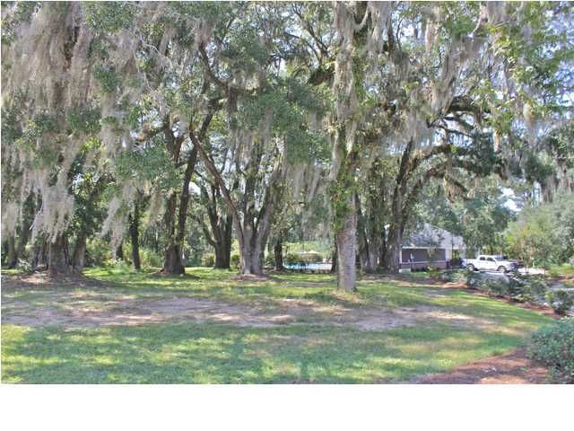 9010 Parlor Dr, Ladson, SC 29456