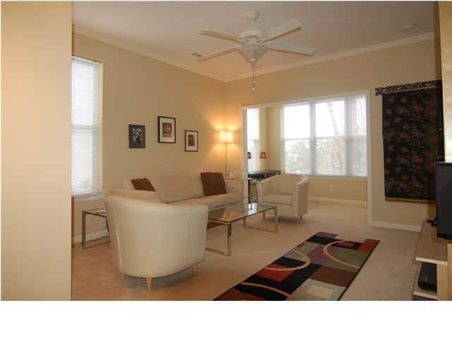 600 Bucksley Ln #301, Charleston, SC 29492