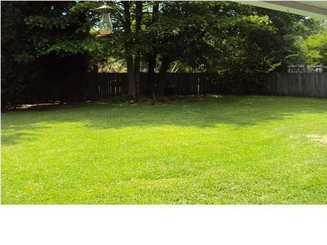 109 Pine Ct, Summerville, SC 29483
