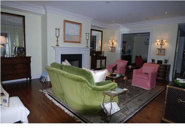 32 Prioleau St #O, Charleston, SC 29401