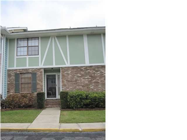 2909 Oxford Pl, Charleston, SC 29414