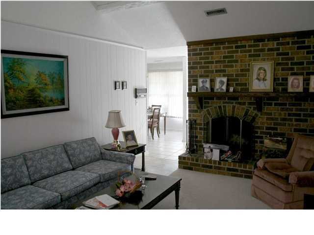 4379 Melanie Ct, Charleston, SC 29418